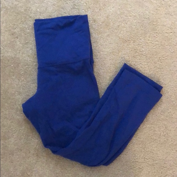 lululemon athletica Pants - Lululemon hi-rise wunder under crops size 8